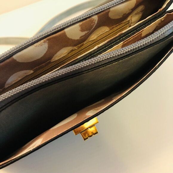 Clutch Cross-Body Bag/Purse Pale/Baby Blue Gold Tone Vegan Prep Core Classy - Picture 6 of 9